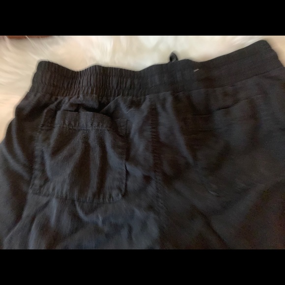 Old Navy Shorts🌻 - Picture 2 of 5